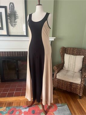 ELOQUII Colorblock Jersey Maxi Dress | Black & Soft Beige | Sleeveless | Size 16